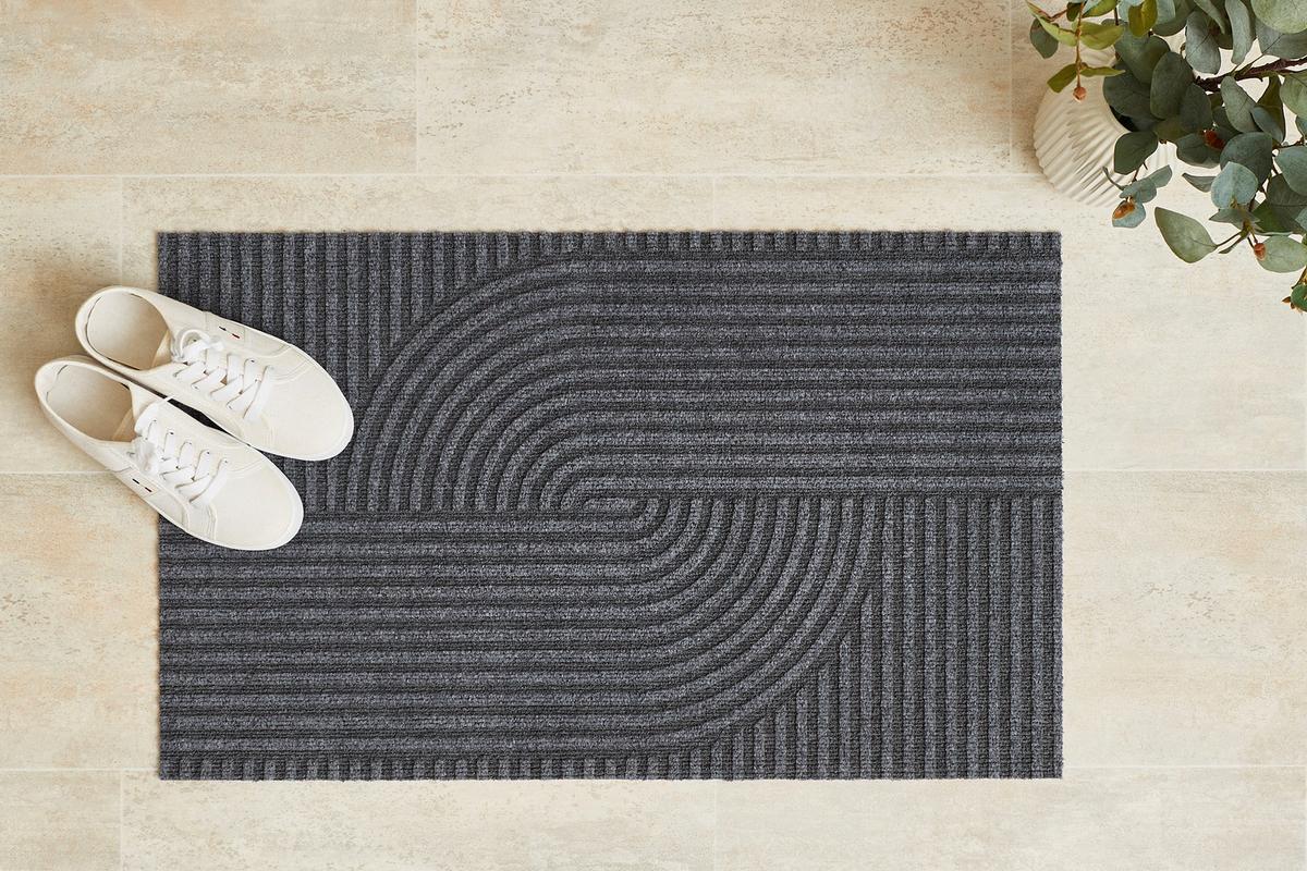 DVEŘNÍ ROHOŽKA YUKON - tmavě šedá, Basics, plast (40/60cm)