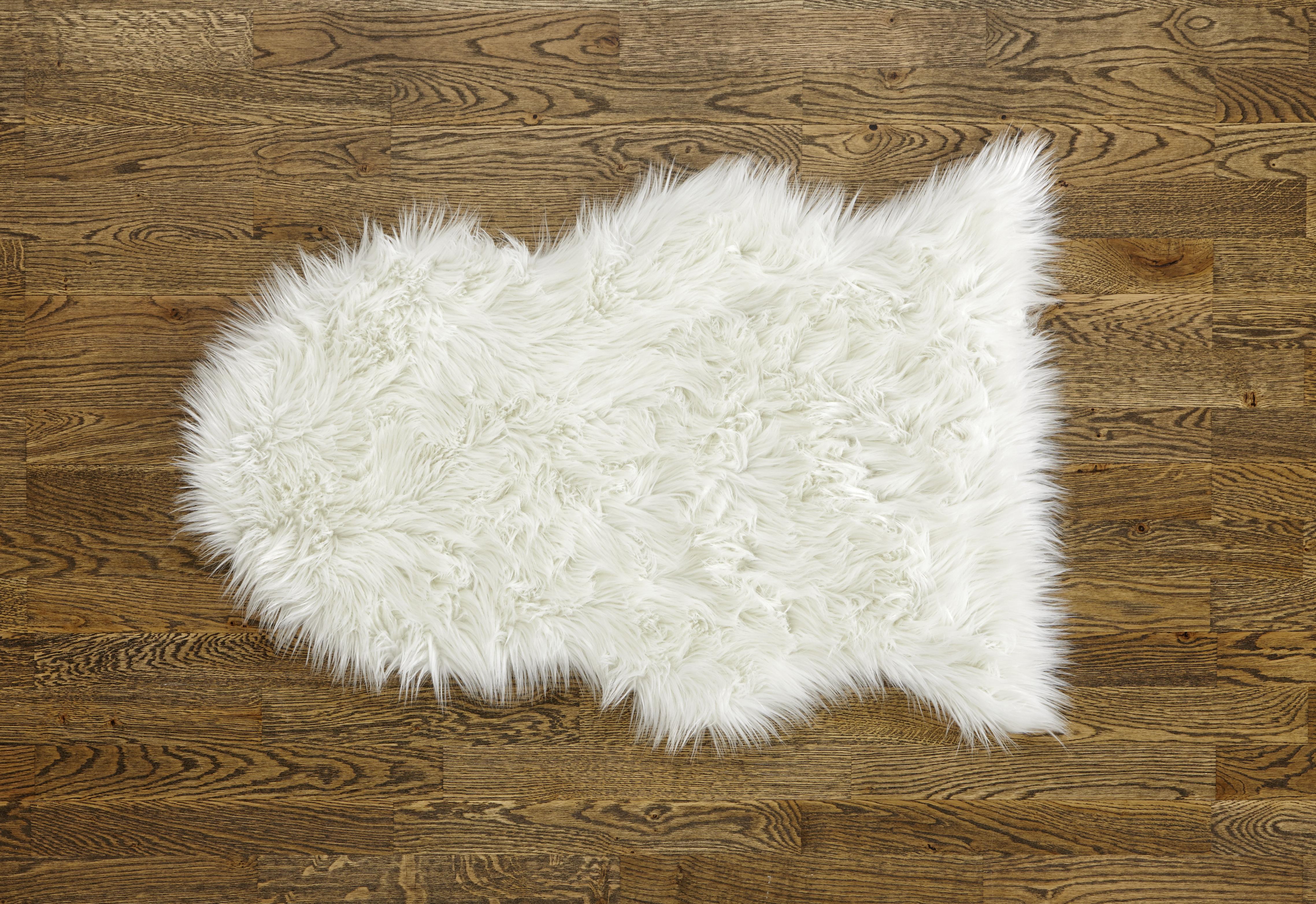 Kunstfell Alma Weiß 90x60 cm, Tierform - Weiß, ROMANTIK / LANDHAUS, Textil (90/60cm) - James Wood