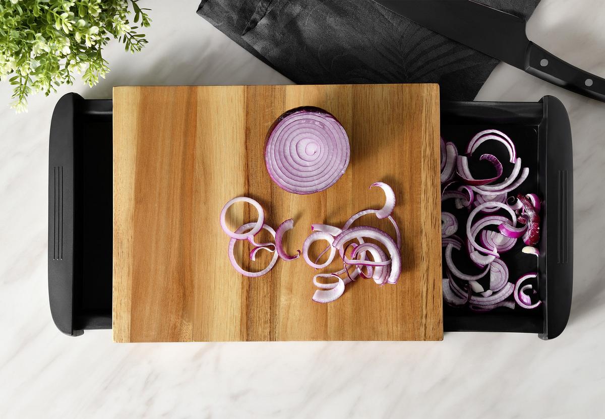 Schneidebrett Aus Holz Mit Auffangwanne L/b: 37,3/24,8 Cm - Schwarz/Akaziefarben, Basics, Holz/Kunststoff (37.3/24.8/3.5cm)