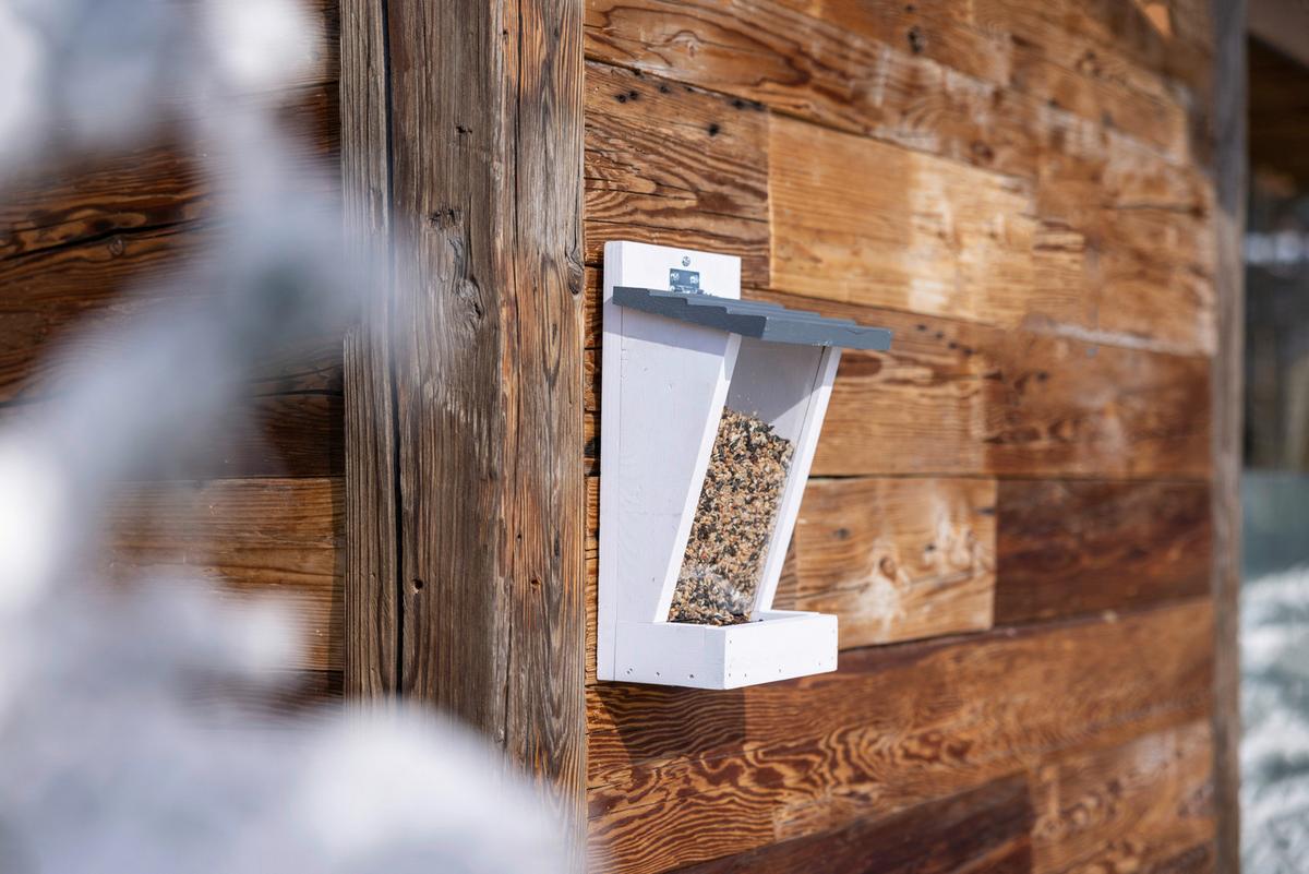 Vogelfutterhaus Buchberg Kiefer - Weiß, Basics, Holz (17/29,5/13,5cm) - Windhager