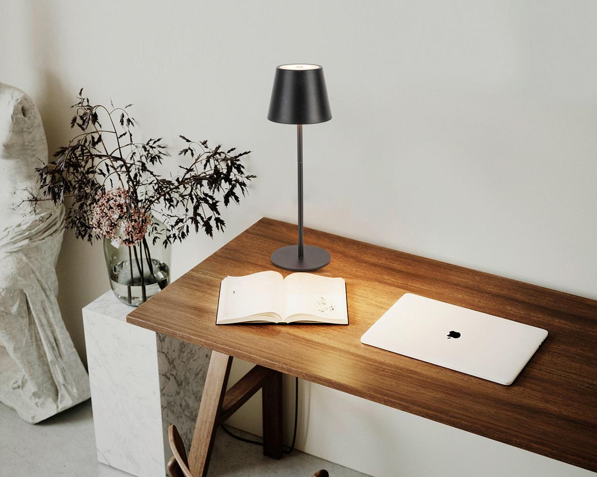 STOLNÍ LAMPA NA BATERIE NOEMI - černá, Konvenční, kov/plast (10,5/17-36cm) - Mömax