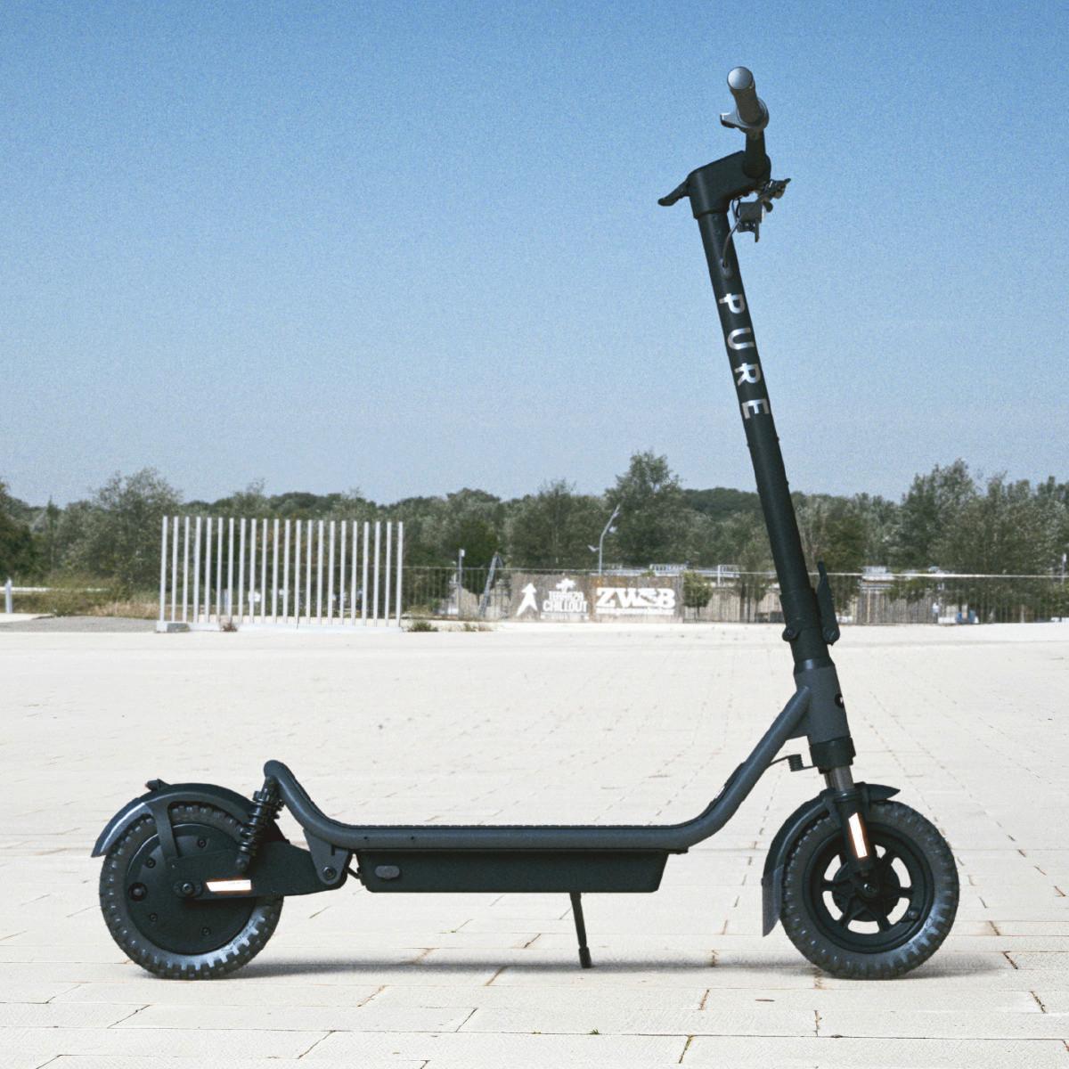 Elektroscooter CS-PURE-AIR6-PP -MG, StVO Konform - Schwarz, Basics, Metall (69/120/123cm)