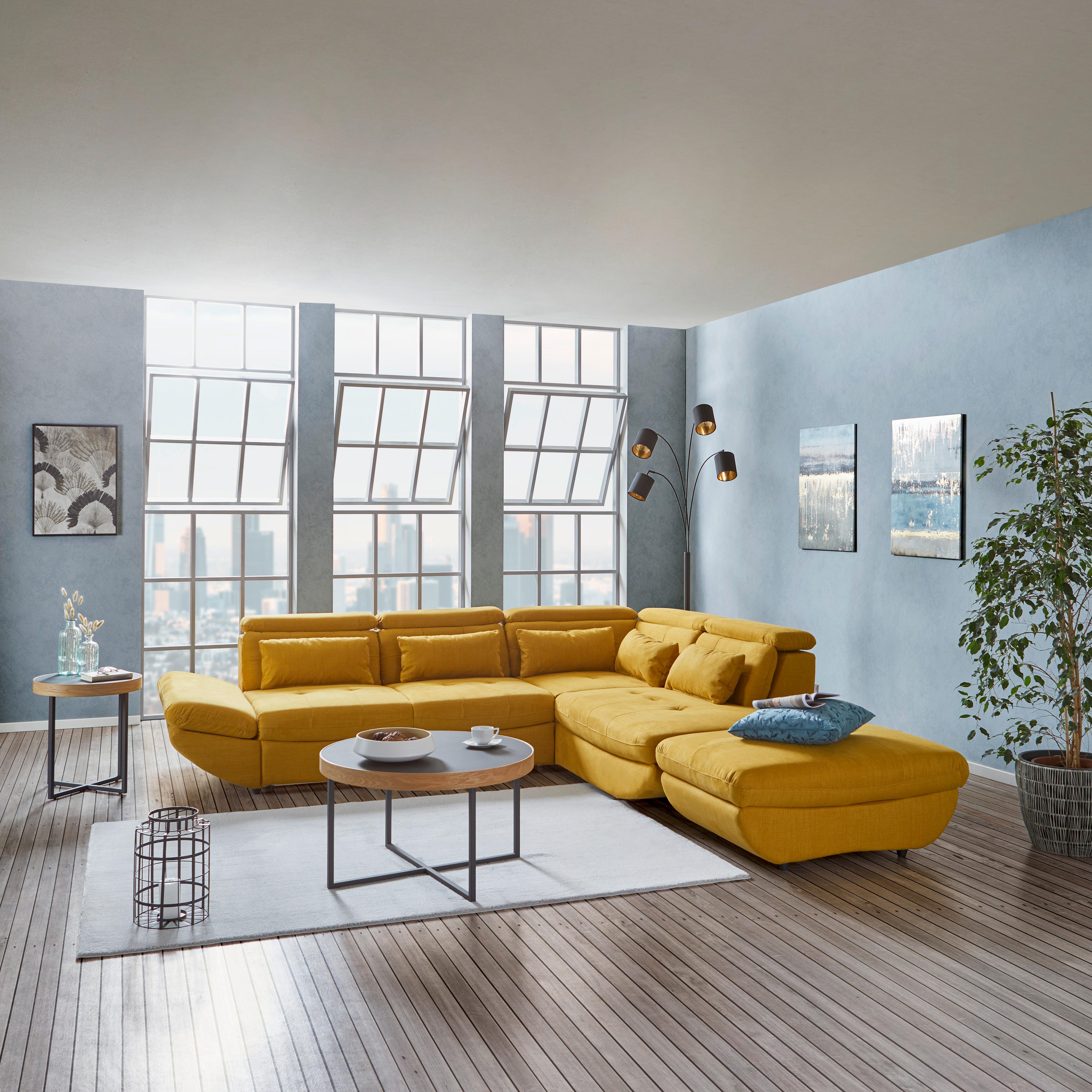 Wohnlandschaft in Currygelb mit Schlaffunktion