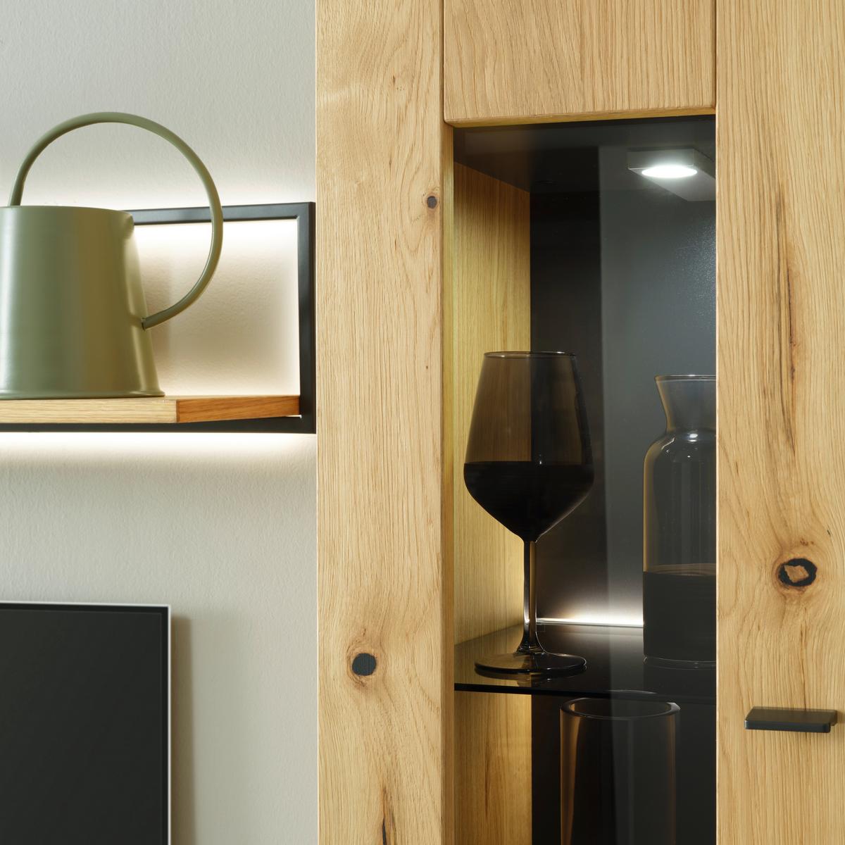 ZÁVĚSNÁ VITRÍNA STOCKHOLM - barvy dubu/černá, Moderní, kov/kompozitní dřevo (37/119/38cm) - Premium Living