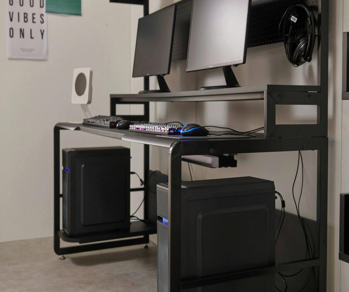 Schreibtisch Schwarz L: 180cm - Schwarz, Design, Holzwerkstoff/Metall (180/70/148cm) - Livetastic