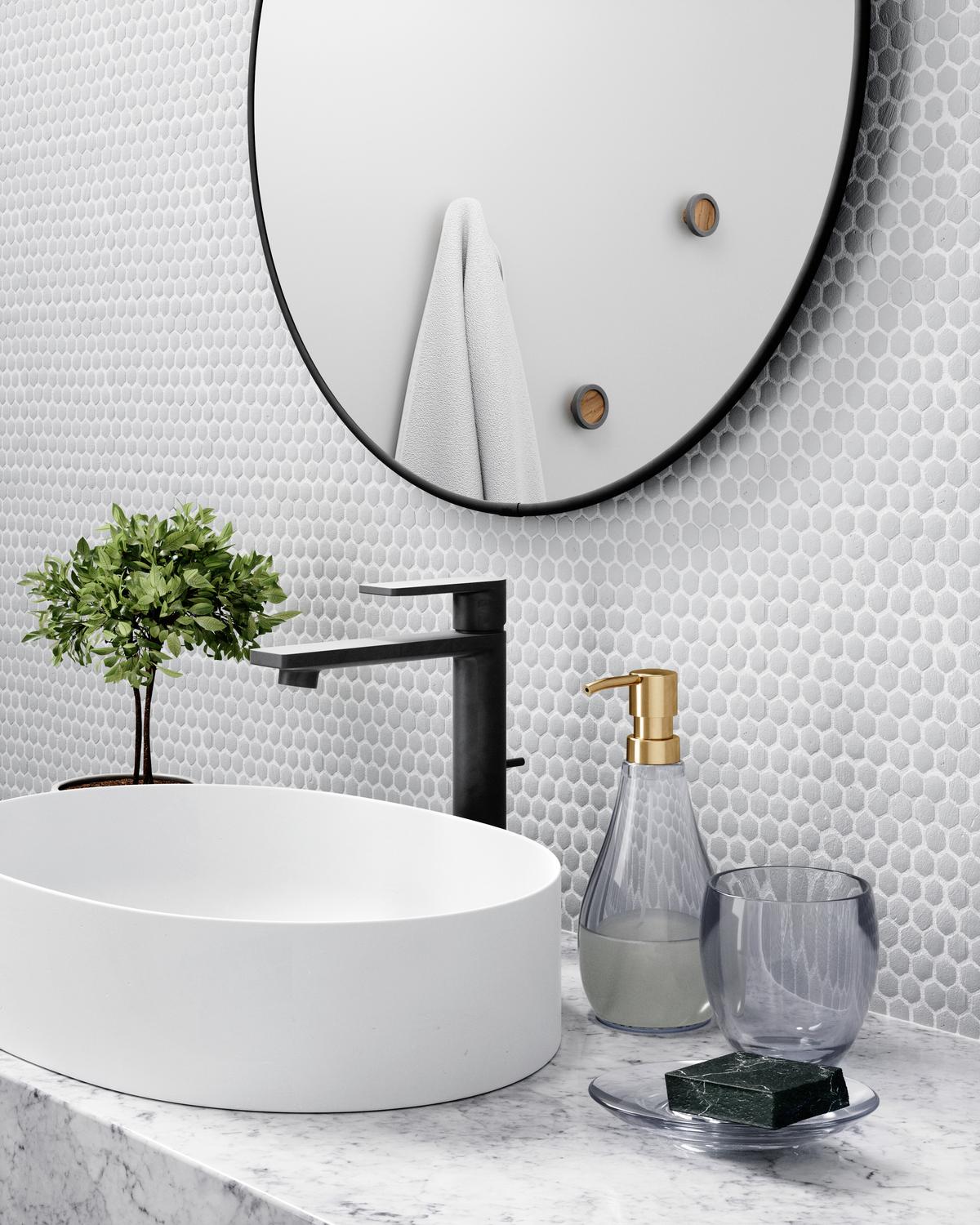 NÁSTENNÉ ZRKADLO LOMIRE - titánová/zlatá, Basics, kov/sklo (86cm) - Umbra