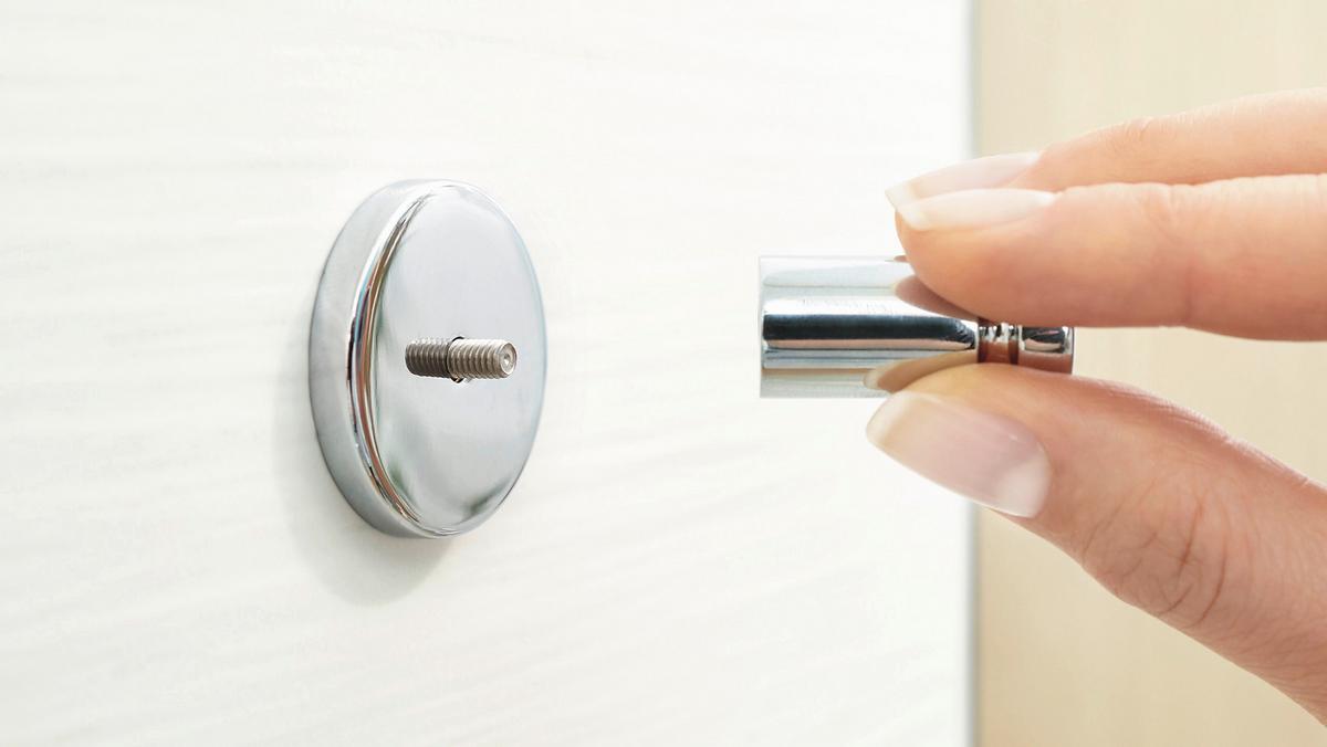 Handtuchhaken Smooz Chromfarben B: 1 cm - Chromfarben, Trend, Metall (3,7/3,7/3,7cm) - Tesa