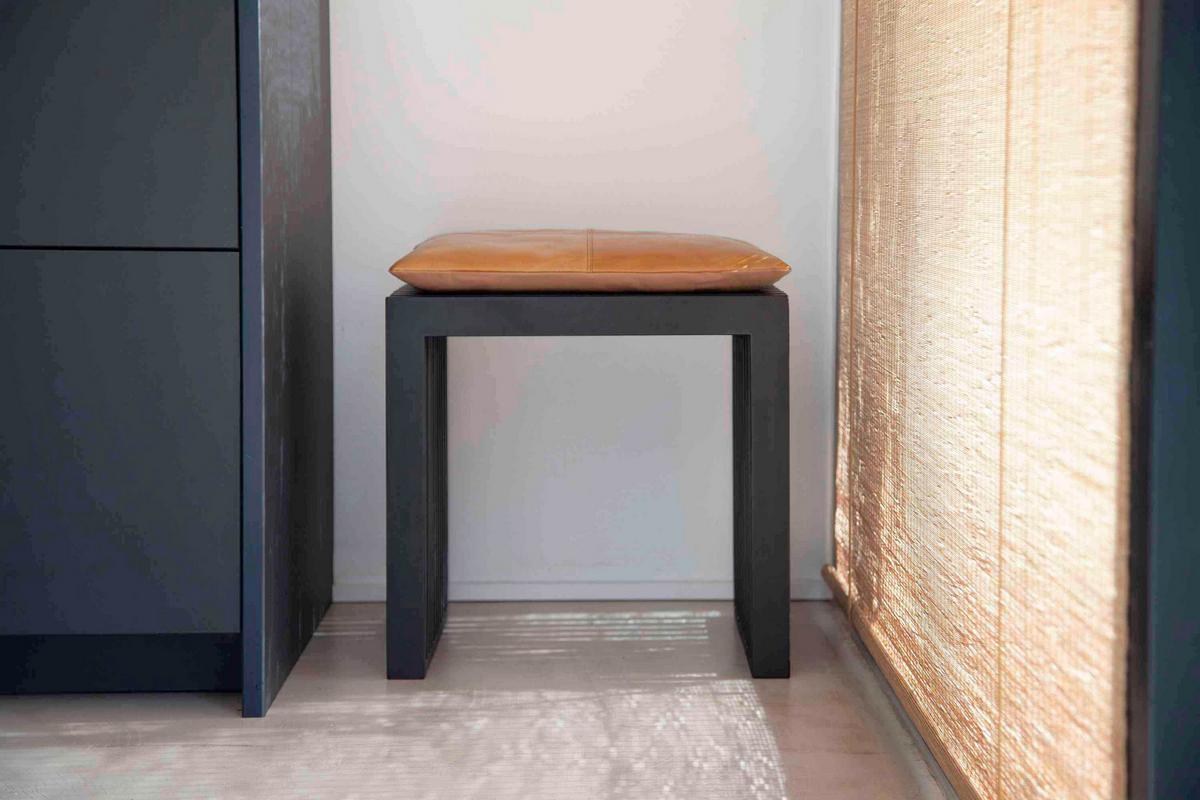 HOCKER RIB - Schwarz, KONVENTIONELL, Holz (45/43/35cm) - MID.YOU