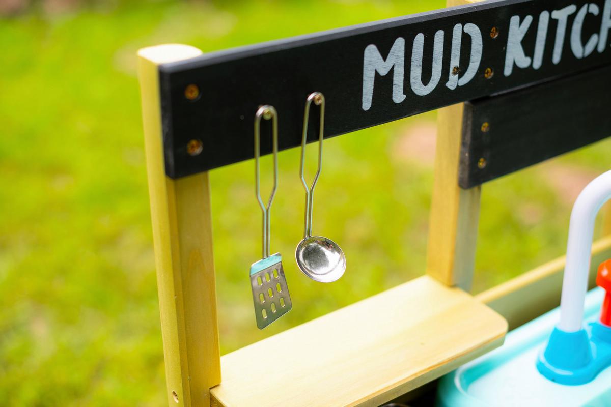 Matschküche Marienkäfer Echtholz, Kieferfarben - Kieferfarben, KONVENTIONELL, Holz (55/33/88cm)