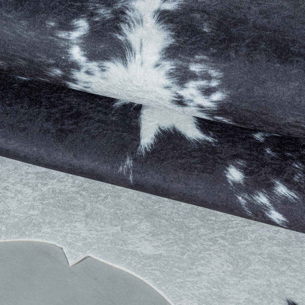 Fellteppich Etosha - Schwarz/Weiß, Design, Textil (150/200cm) - Novel