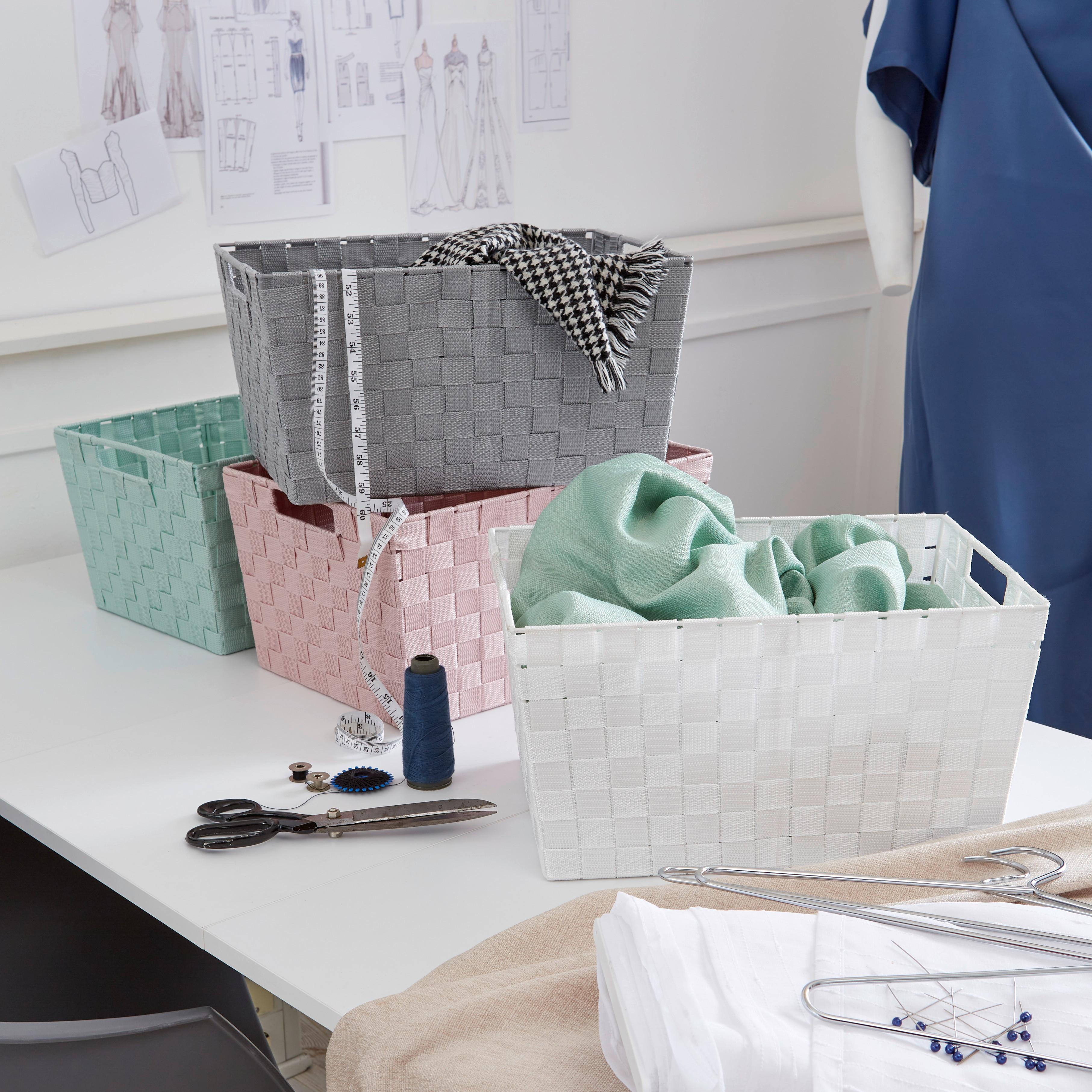 Geflochtener Aufbewahrungskorb in Grau