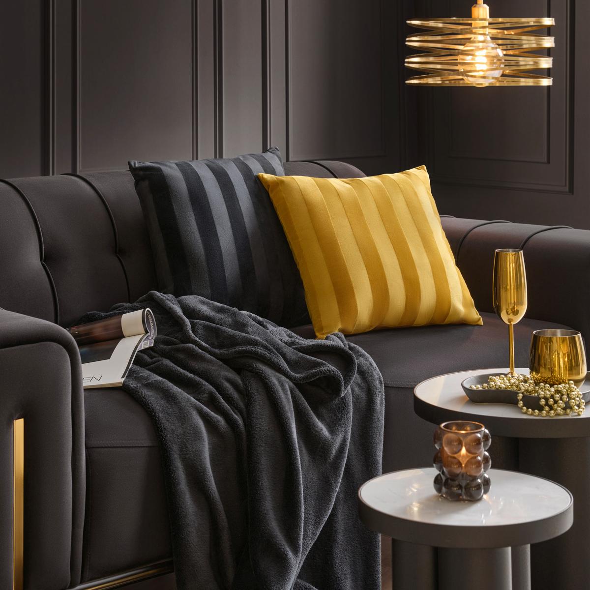 Měkká deka Kuschelix, 140/200cm, černá - černá, textil (140/200cm) - Modern Living