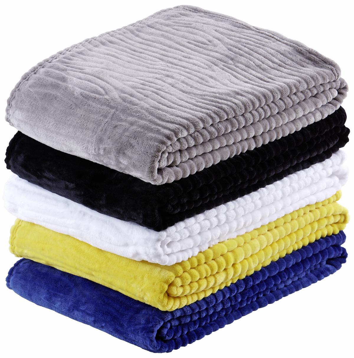 Kuscheldecke Milo Silber 180x220 cm - Silberfarben, ROMANTIK / LANDHAUS, Textil (180/220cm) - James Wood