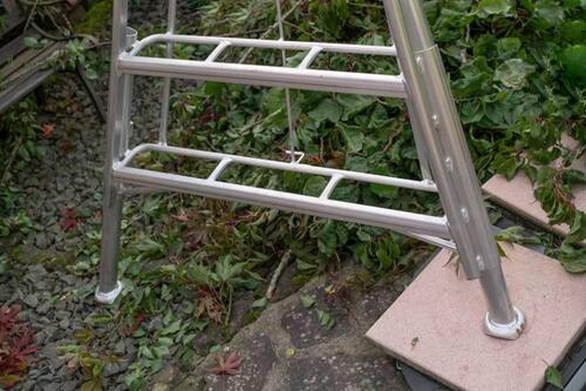 Leiter 3-Holm-Gartenleiter 270cm - Silberfarben, Basics, Metall (210/270/127cm)