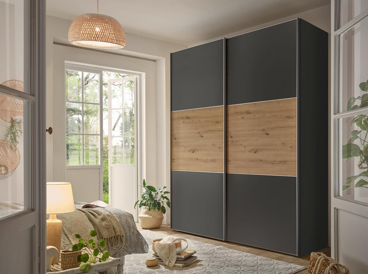Moderner Schlafzimmerschrank mit Schiebetüren
