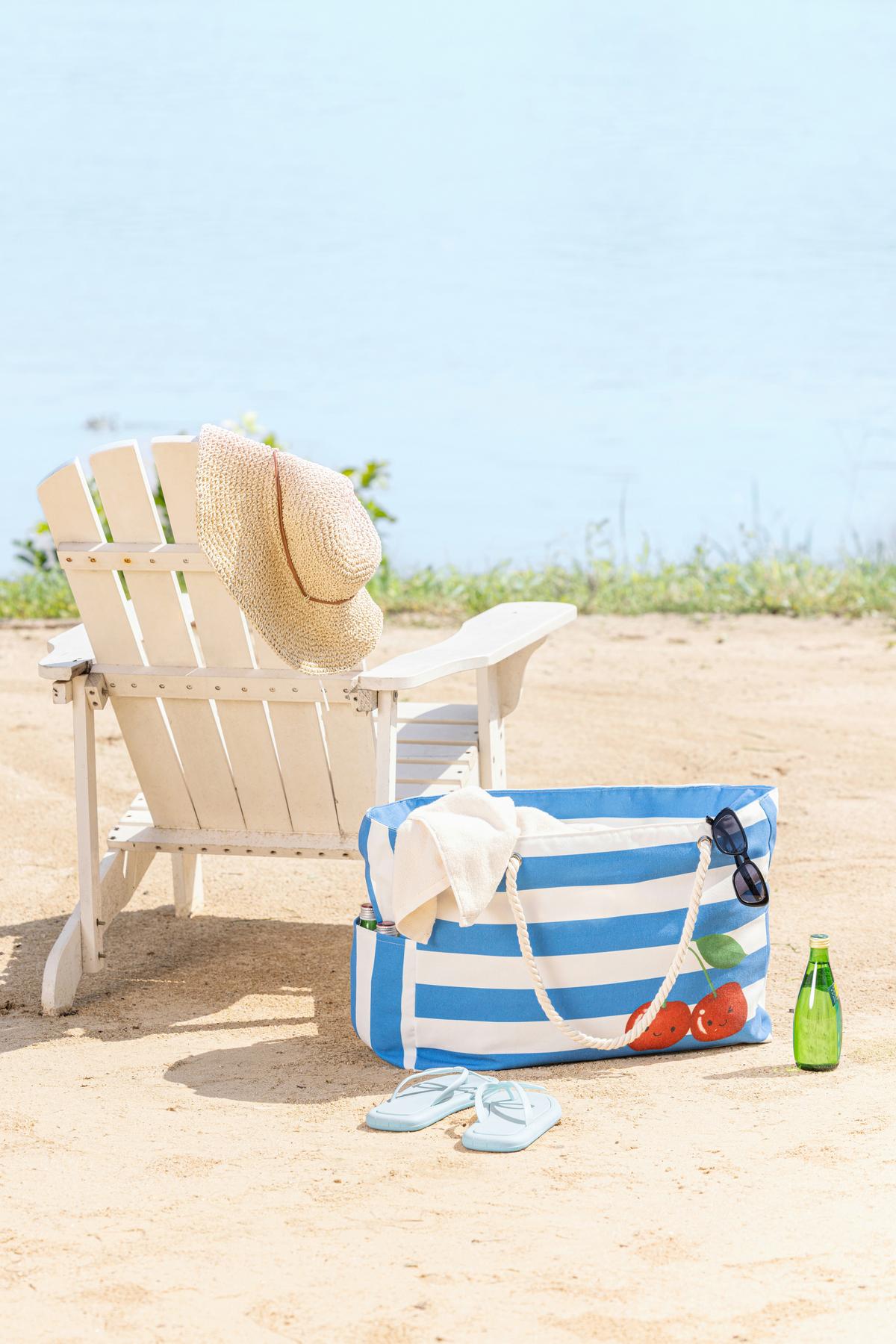 Strandtasche Nadine - Blau/Rot, KONVENTIONELL, Textil (53/18/37cm) - Luca Bessoni