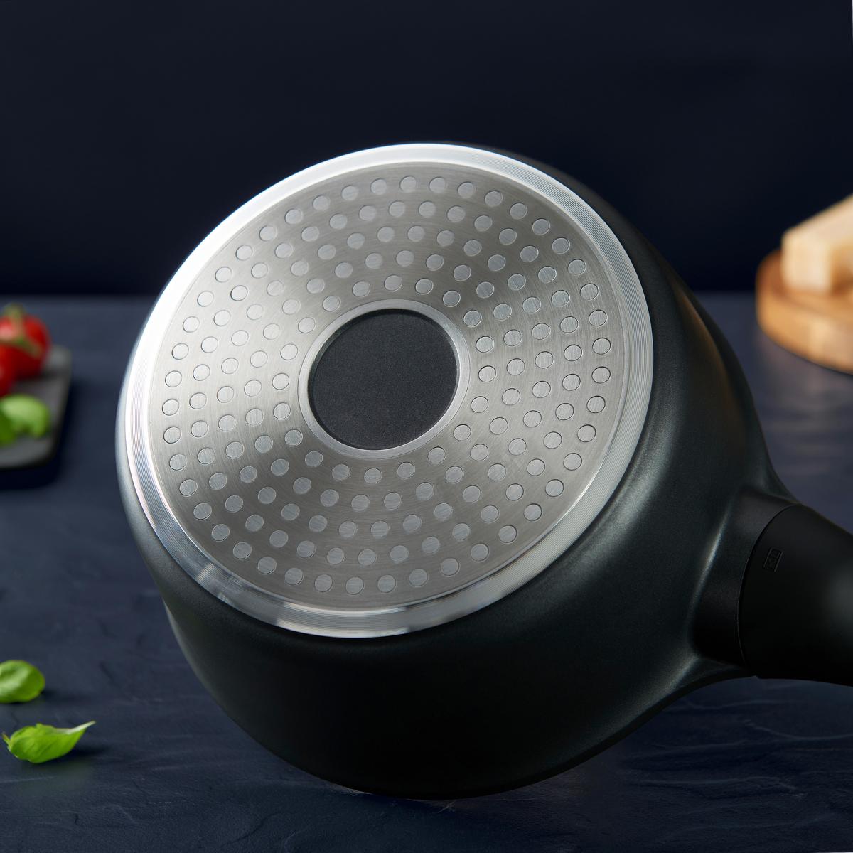 Rajnica s rukoväťou Black Line, 1,8l - čierna/číra, Konventionell, kov/plast (18/8,5cm) - Gourmesto