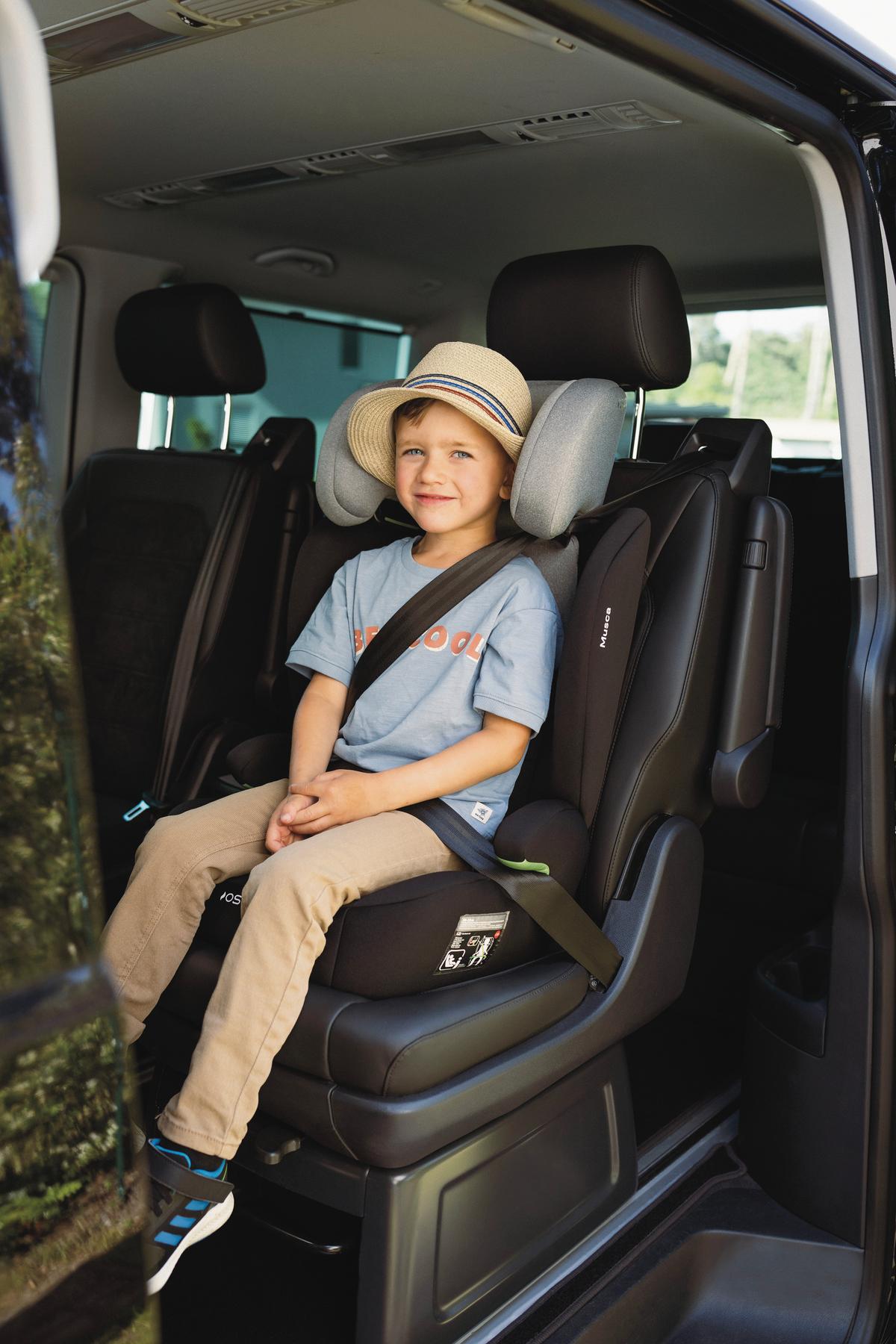 Kinderautositz Musca - Hellgrau/Schwarz, Basics, Kunststoff/Textil (44/55/43cm) - Osann