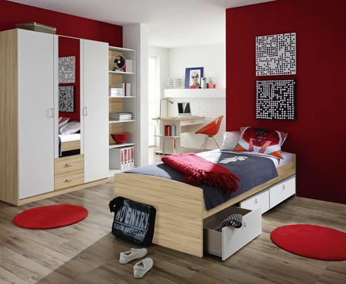 Drehtürenschrank mit 3 Türen