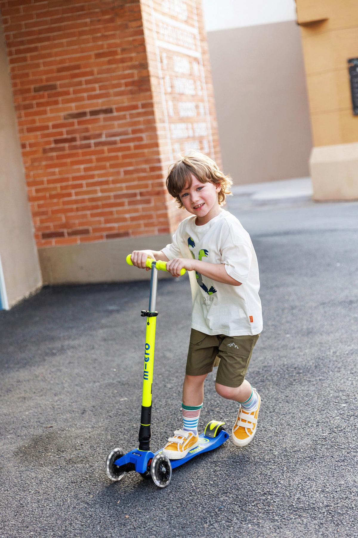 Kinderscooter Blau/gelb Mmd235 Maxi Foldable Yellow - Blau/Gelb, Basics, Kunststoff (57/26,5/67-91cm) - Micro Mobility