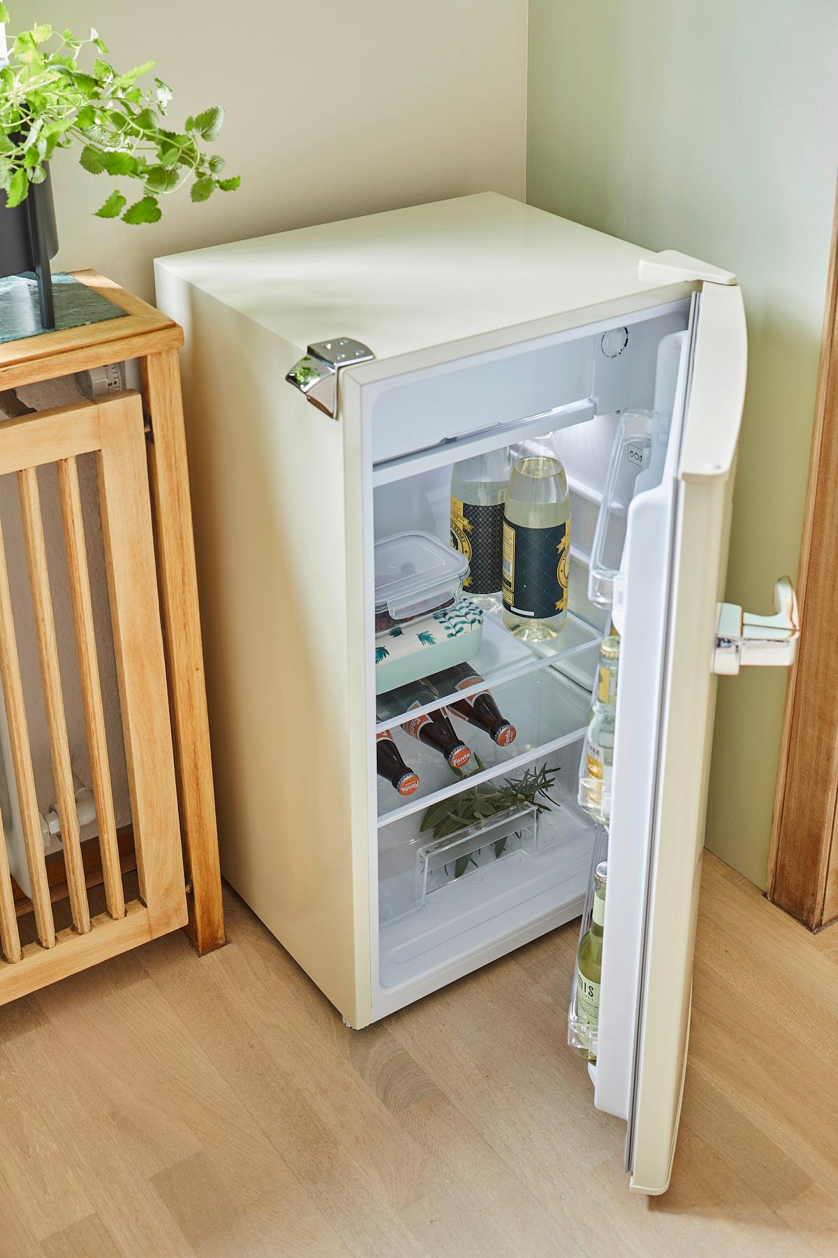 KÜHLSCHRANK Creme B: 47,4cm - Creme, Basics, Glas/Kunststoff (47,4/83,1/44,7cm) - Respekta