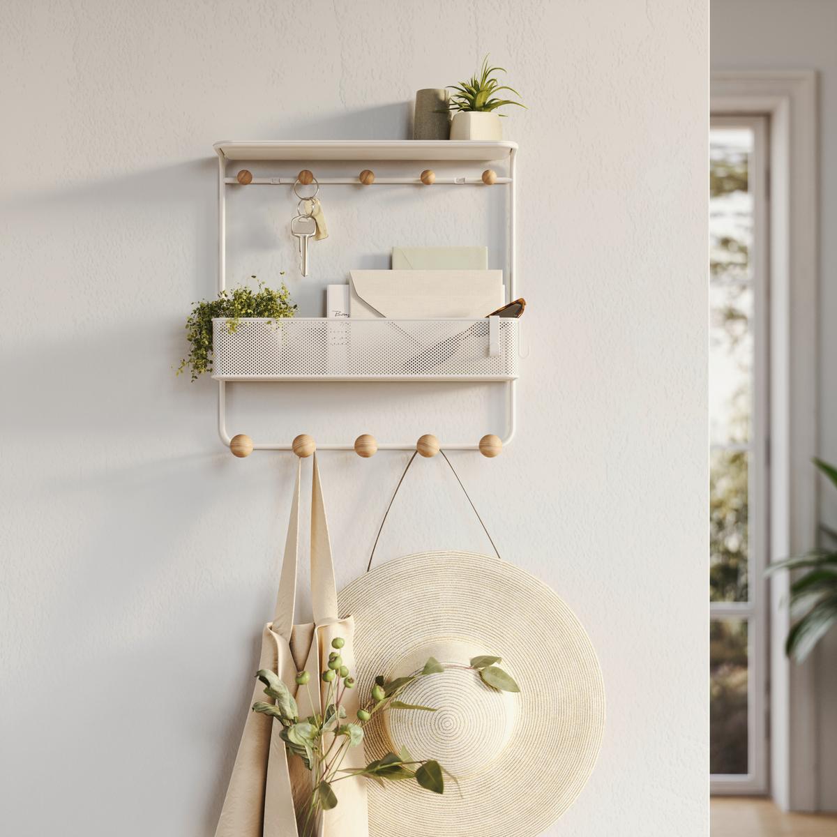 NÁSTENNÝ VEŠIAK HANGSY - biela, Basics, kov (31/32/10cm) - Umbra