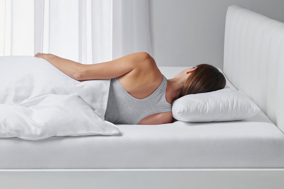 Výplňový vankúš Nadine, 40/60cm - biela, textil (40/60cm) - Nadana
