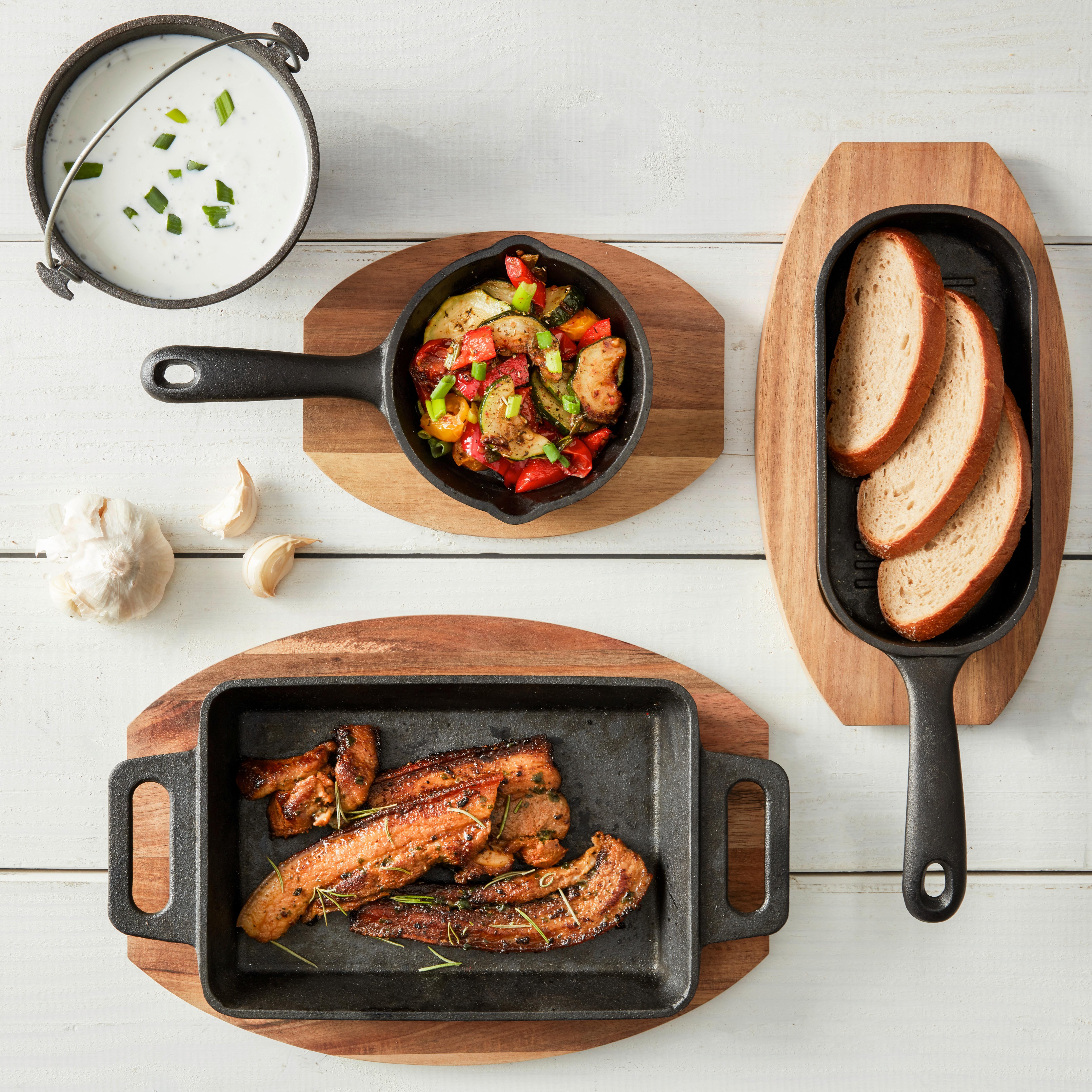 Pánev servírovací Gourmet - černá/přírodní barvy, Konvenční, kov/dřevo (22,5/14/4,5cm) - Mömax