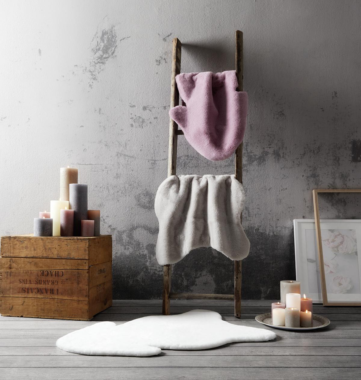 UMĚLÁ KOŽEŠINA Marlene, 90/60cm, šedá - šedá, kožešina/textil (90/60cm) - Modern Living