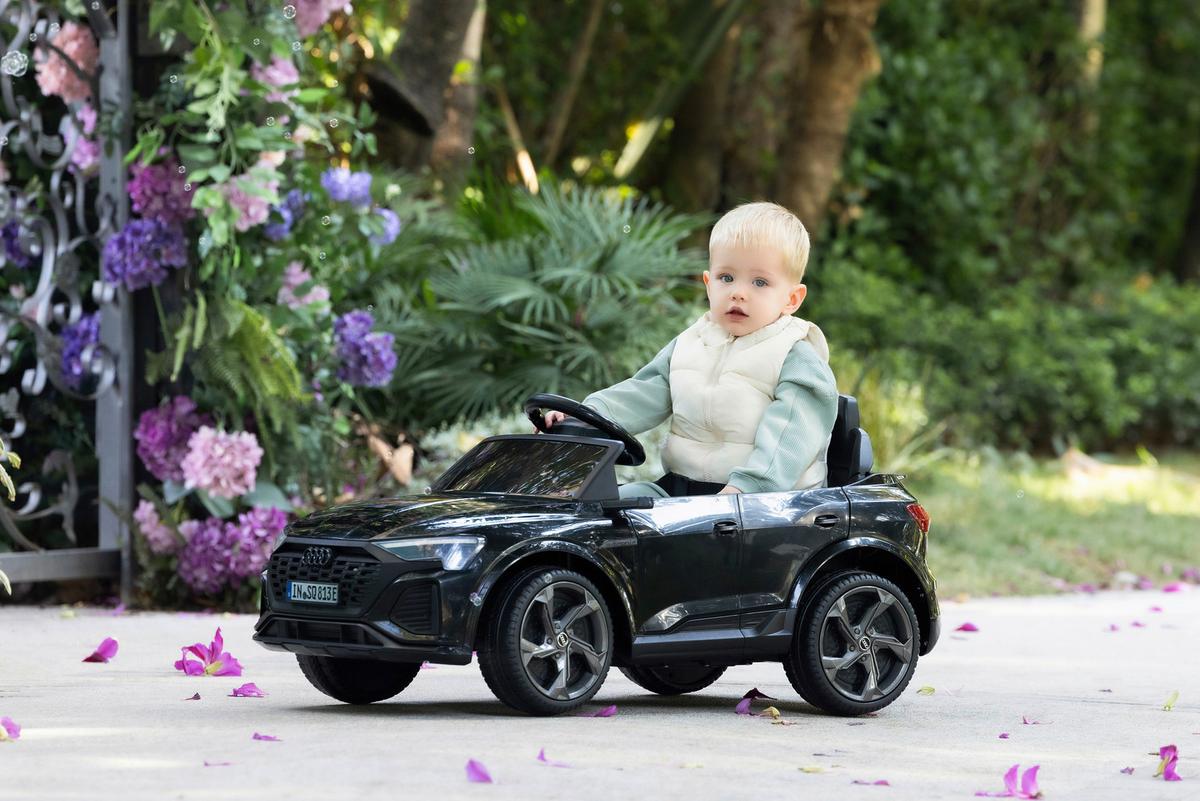 ELEKTRO-KINDERAUTO AUDI TTS - Schwarz, Trend, Kunststoff/Metall (99/54/46cm) - BUNINO