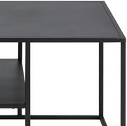 Couchtisch aus Stahl