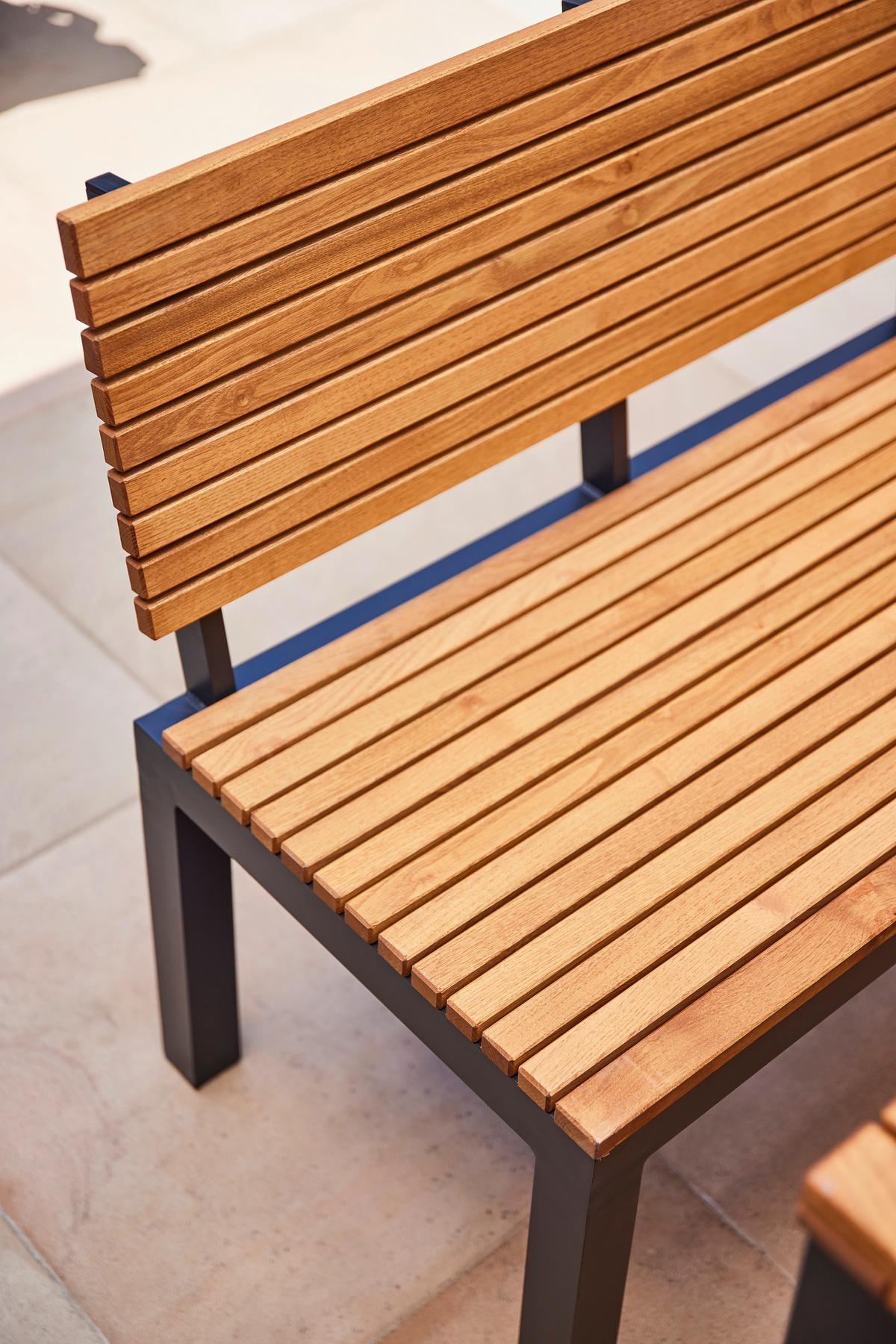 Gartenbank Holz N86394 3-Sitzer - Anthrazit/Robinienfarben, KONVENTIONELL, Holz/Metall (180/84/157,5cm) - Siena Garden