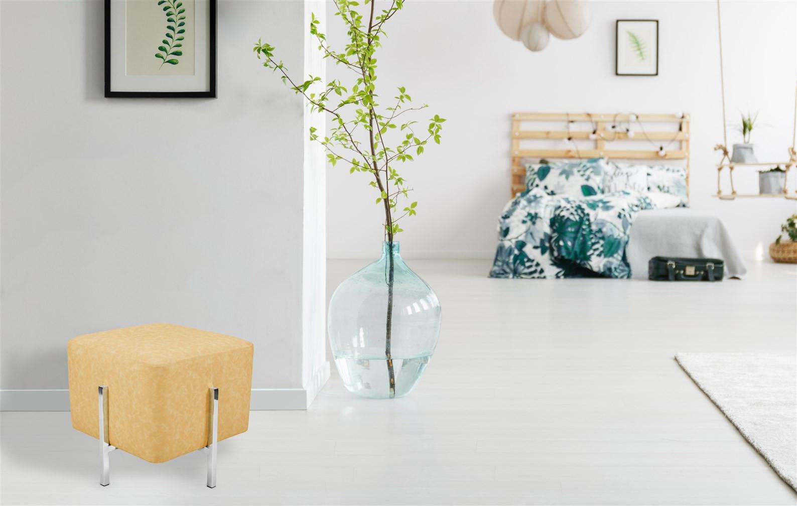 Hocker Lizia, Gelb B: 42 cm - Gelb/Silberfarben, Design, Textil (42/43/42cm) - Kayoom