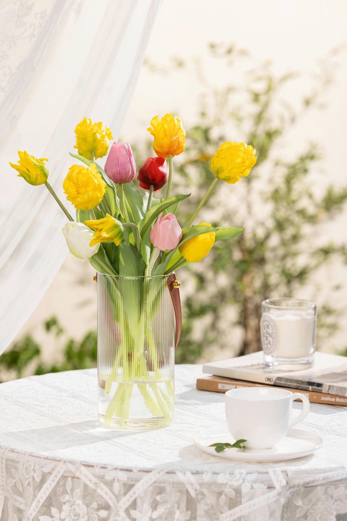 Vase Vivian - Klar/Braun, Design, Glas/Leder (10/10/20cm) - James Wood