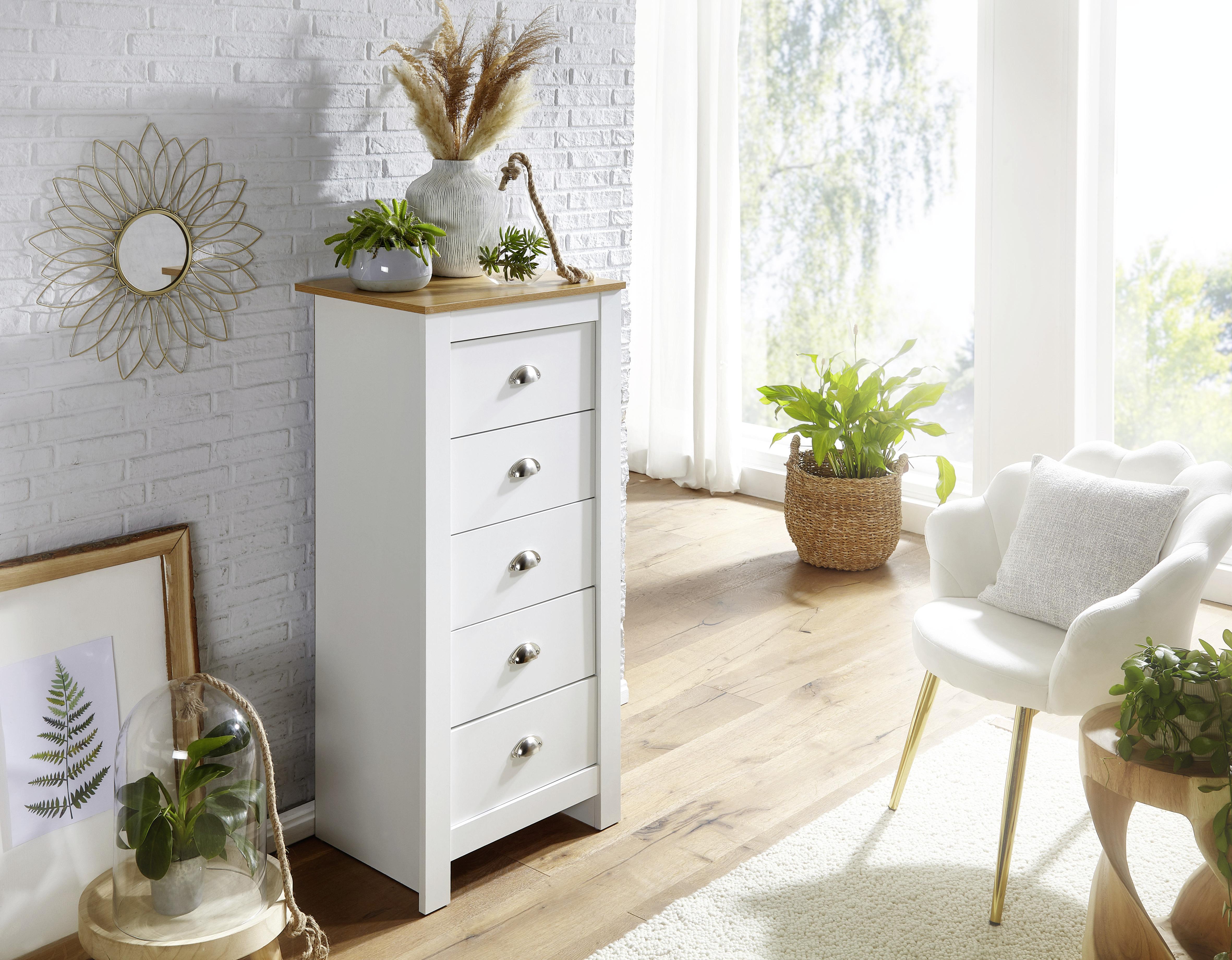 Highboard aus Holzdekor