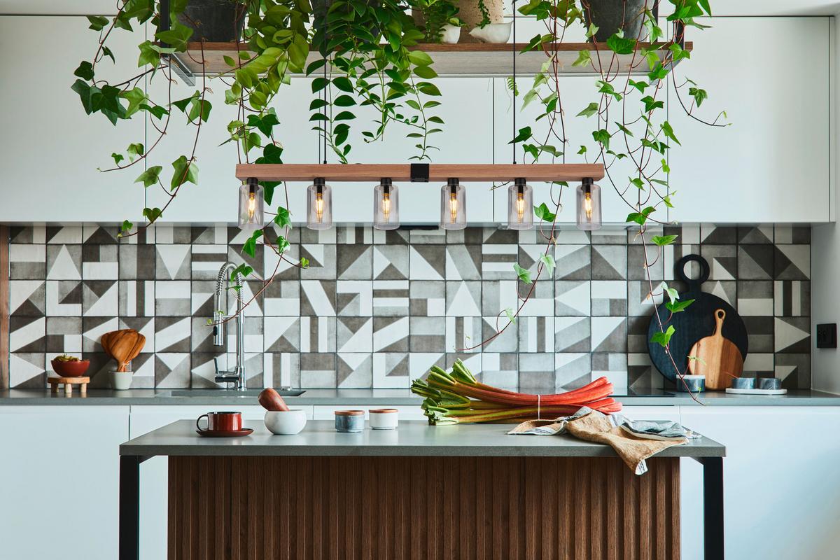 Hängeleuchte Hadera 6-flammig Höhenverstellbar Mit Rauchglas - Dunkelbraun/Schwarz, Natur, Glas/Holzwerkstoff (140/10/120cm) - Globo