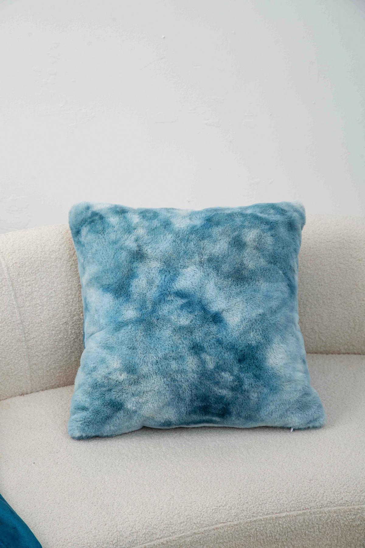 Fellkissen Dina - Jadegrün, MODERN, Textil (45/45cm) - Luca Bessoni