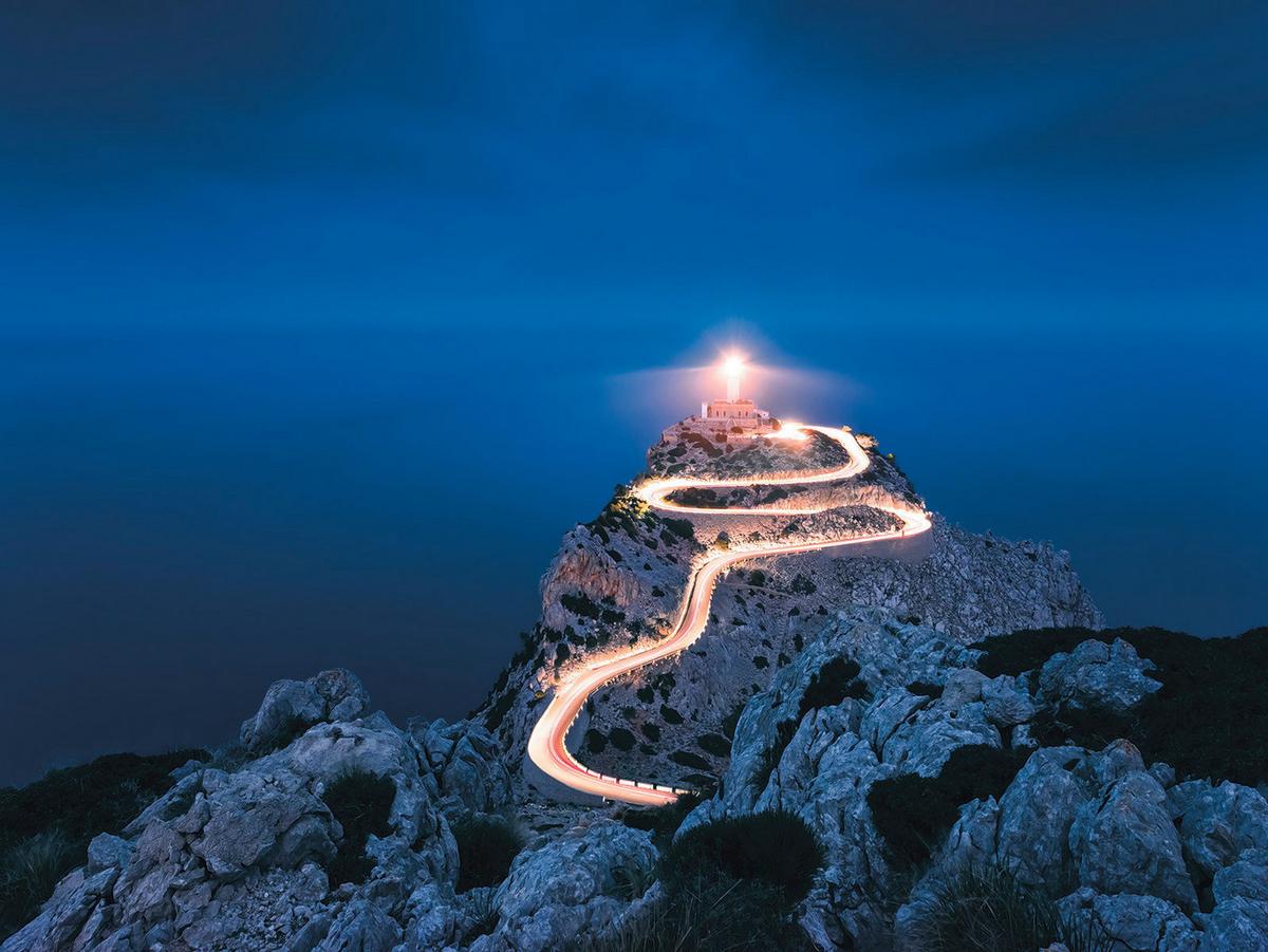 Vliestapete Cap Formentor - Blau/Grau, Design (200/150cm)