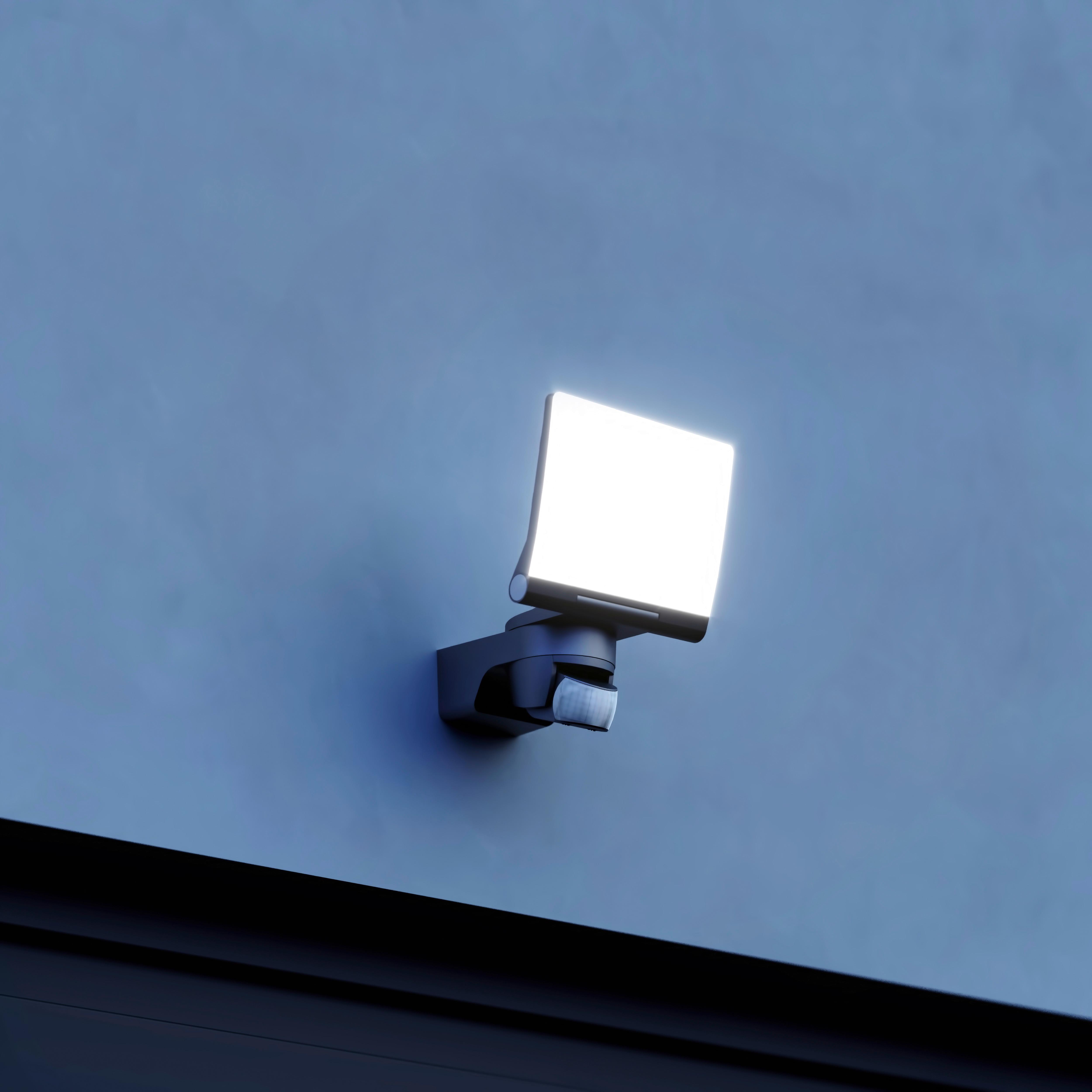 Led-außenleuchte Led Strahler Xled Home 2 Xl S - Schwarz, Basics, Kunststoff (16,1/18/24cm) - Steinel