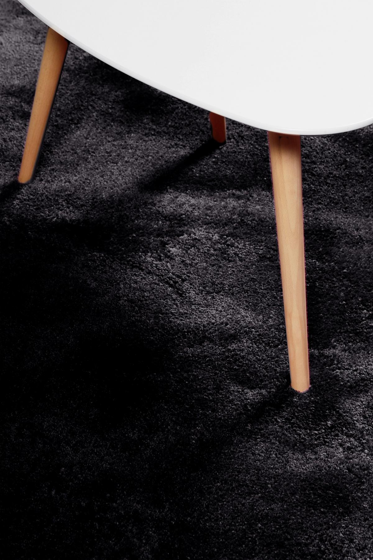 Hochflorteppich Relaxx Schwarz 80x150 cm - Schwarz, Basics, Textil (80/150cm) - Esprit