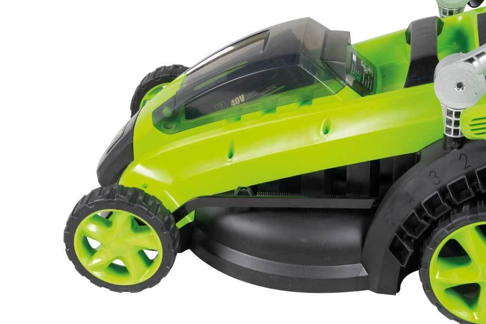 Wendiger Akku-Rasenmäher mit fünffach verstellbarer Schnitthöhe