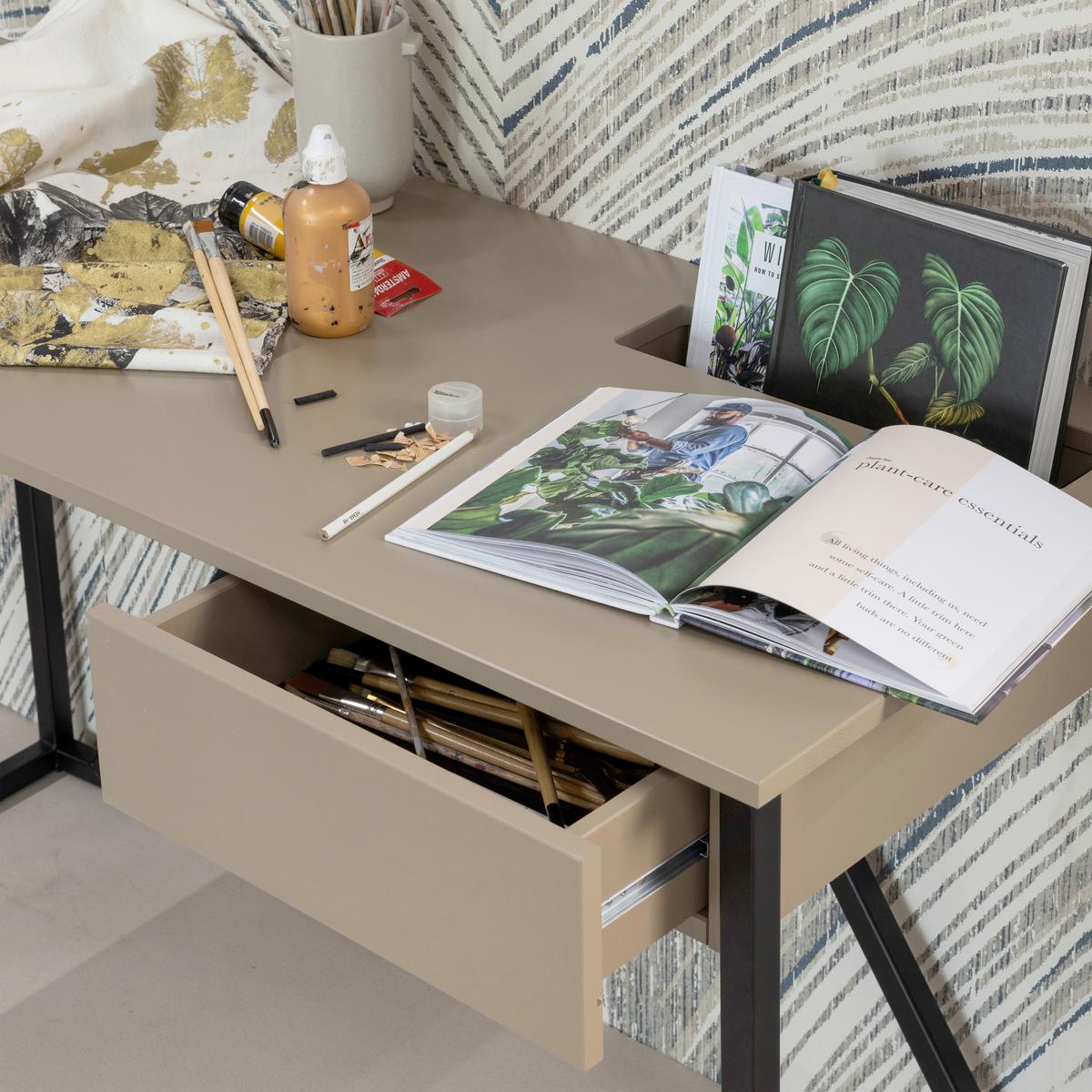 Schreibtisch New Julius Schlammfarben L: 126cm - Schlammfarben/Schwarz, MODERN, Holz/Metall (126/53/75cm) - Livetastic