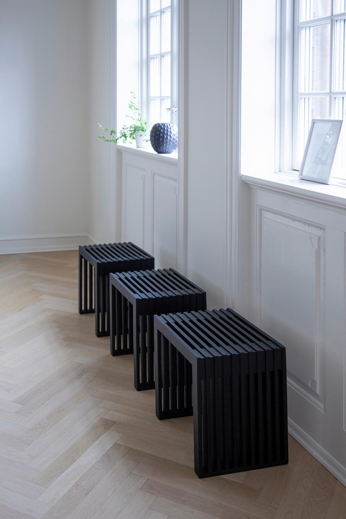 Hocker Rib - Schwarz, KONVENTIONELL, Holz (45/43/35cm) - MID.YOU