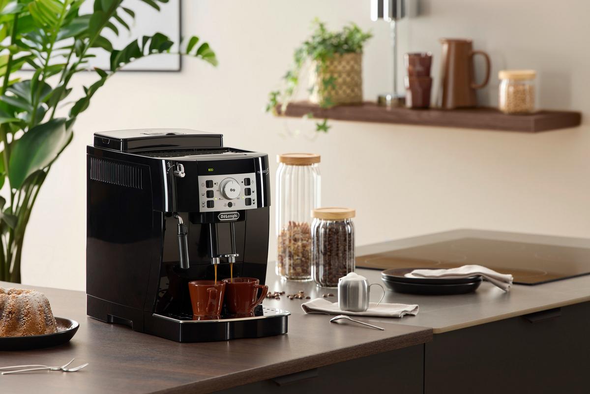 KAFFEEVOLLAUTOMAT 1450 W, 15 bar - Schwarz, Basics, Kunststoff/Metall (23.8/43/35.1cm) - DeLonghi