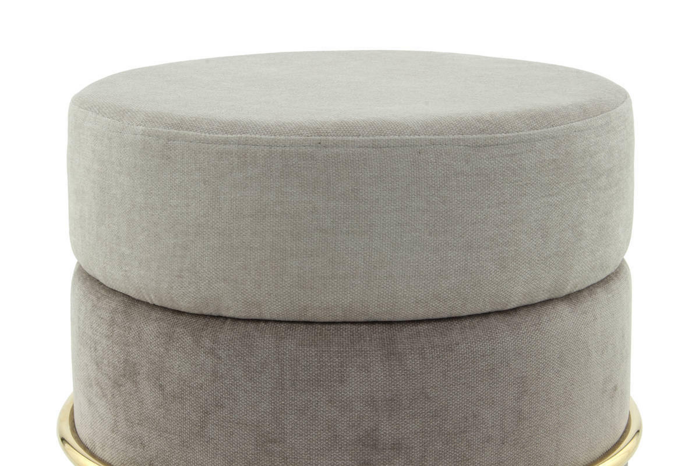Hocker in Grau