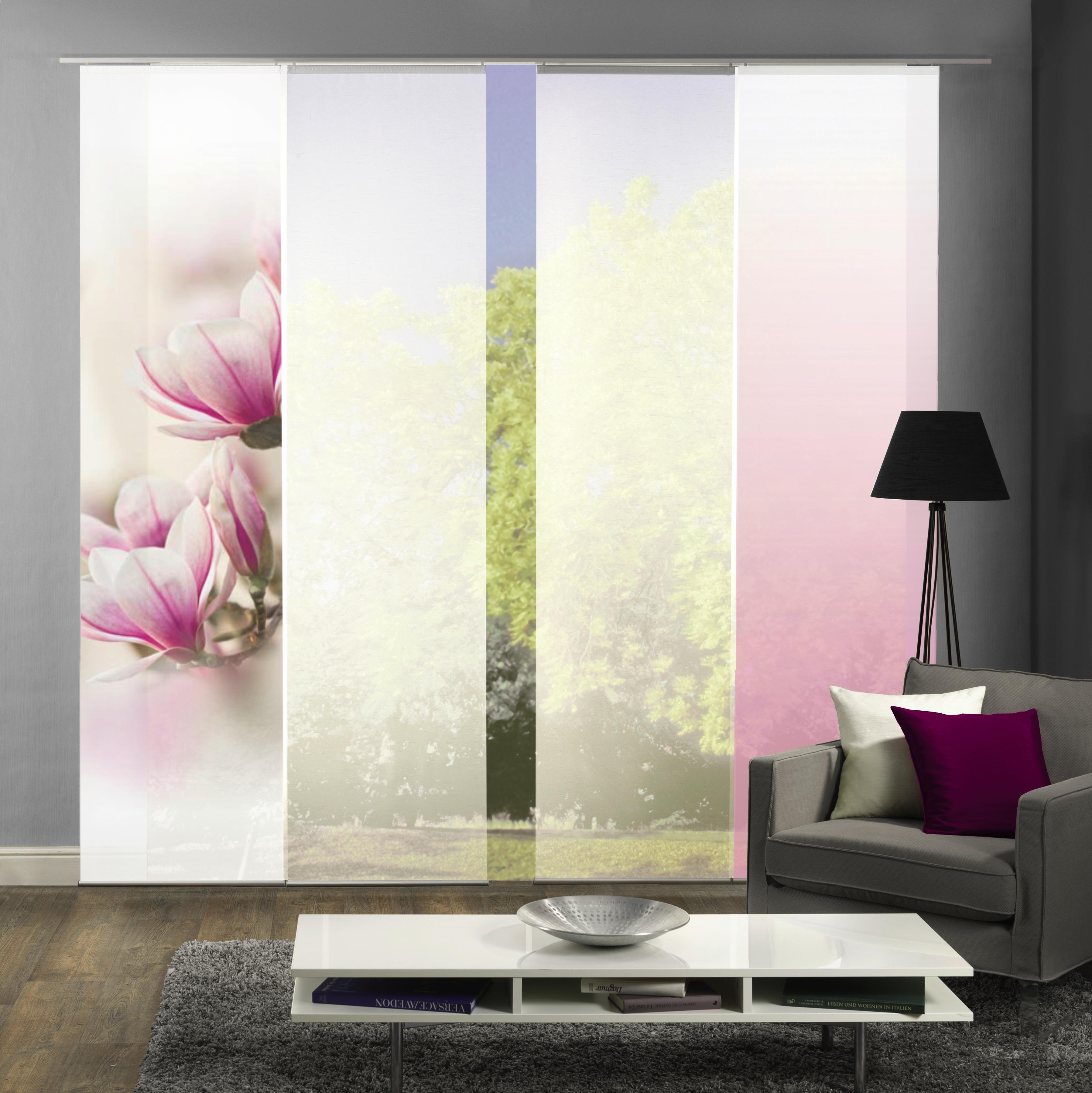 Vorhang mit Paneelwagen