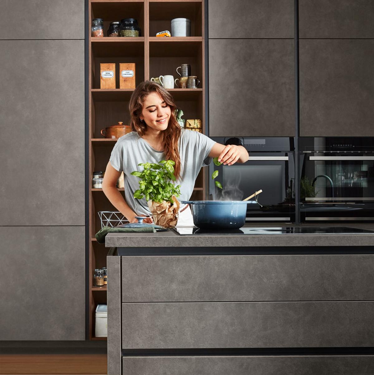 Einbauküche Riga Frei Planbar Modern, Grifflos - Eichefarben/Anthrazit, MODERN, Holzwerkstoff - Vertico