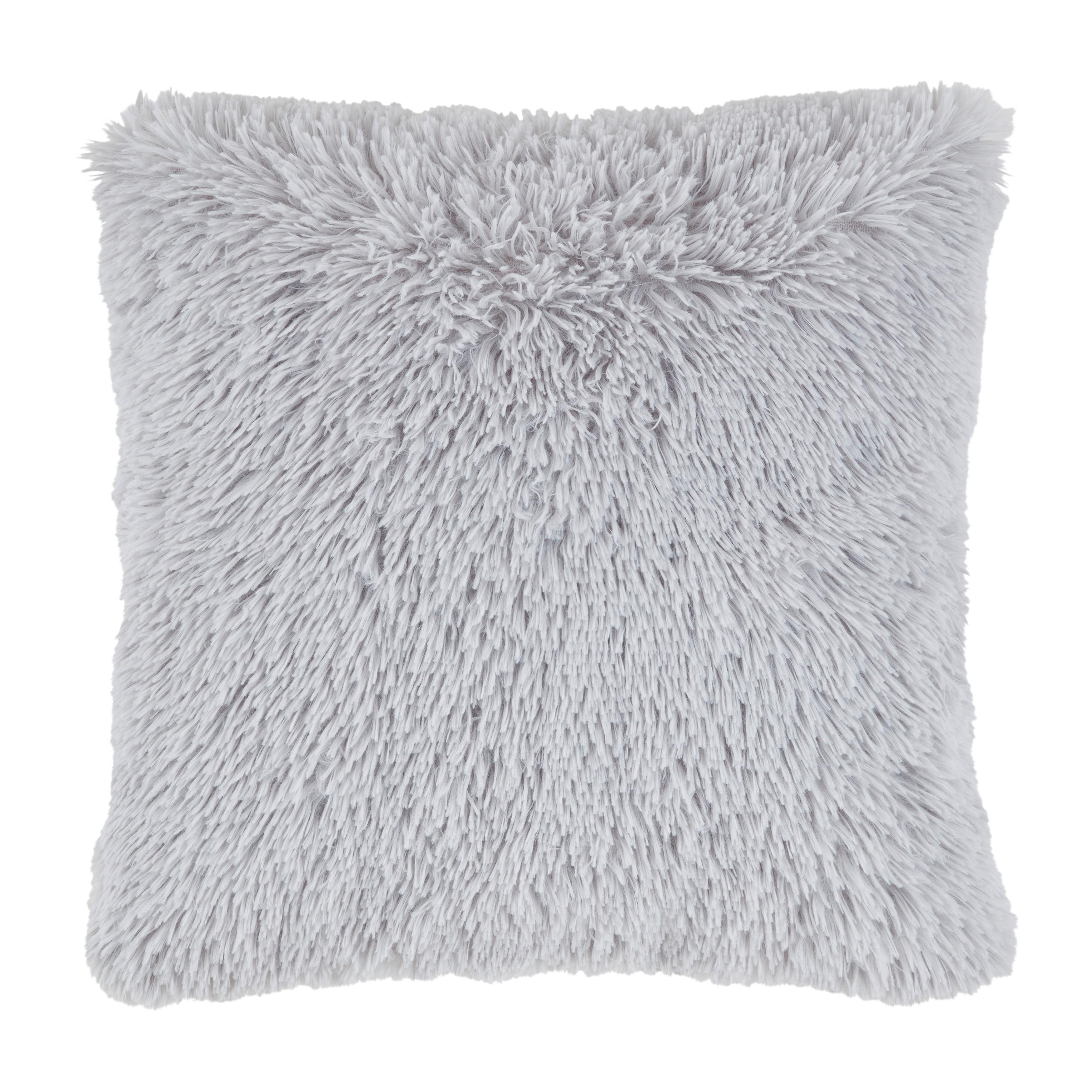 Dekoračný vankúš Fluffy, 45/45cm, strieborná - strieborná, Romantik / Landhaus, textil (45/45cm) - Modern Living