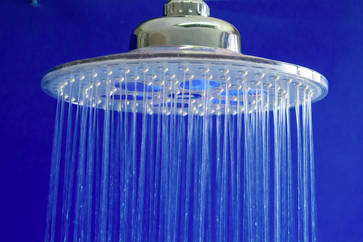 Brausegarnitur Led Shower Chrom 3-Fach verstellbar - Chromfarben, MODERN, Kunststoff/Metall (22/97cm)