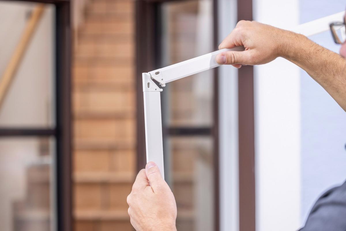 Insektenschutzgitter Is Fenster 'click + Protect - Weiß, Basics, Metall (130/140cm)